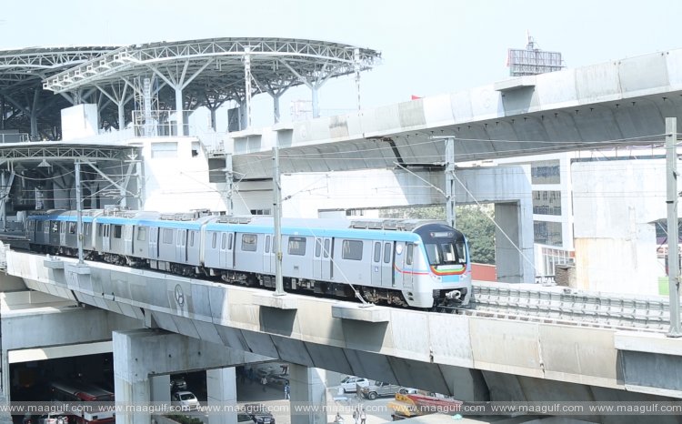 హైదరాబాద్ మెట్రో సేవల సమయం పెంపు